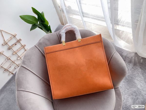 2021 new designer handbag lady backpack cowhide leather shoulder bag factory sales ing, Black
2021 new designer handbag lady backpack cowhide leather shoulder bag factory sales ing, Black