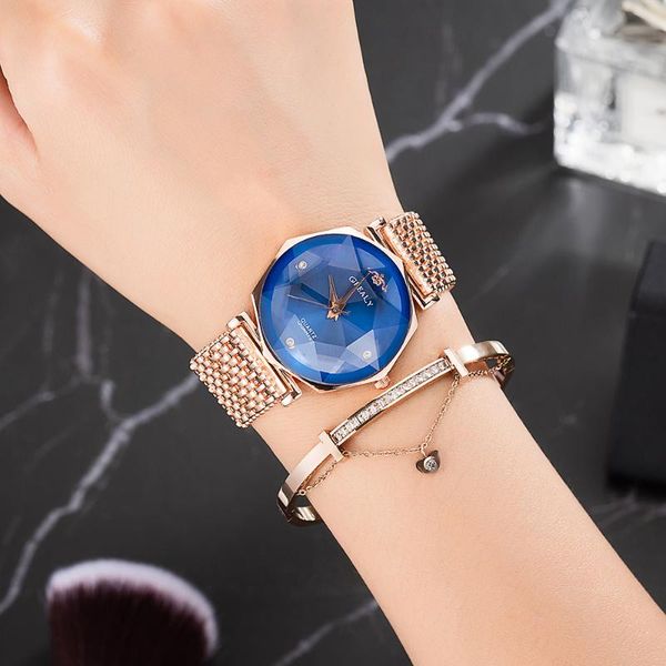 wristwatches 3pcs gift watch box set fashion women blue face with stainless steel bracelet ladies dress designer clock, Slivery;brown
wristwatches 3pcs gift watch box set fashion women blue face with stainless steel bracelet ladies dress designer clock, Slivery;brown