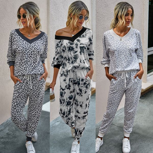 2021 new fashion leopard print two piece sets women casual v-neck sleeve loose +lace up pocket long pants female fall tracksuits 6k41, White;black
2021 new fashion leopard print two piece sets women casual v-neck sleeve loose +lace up pocket long pants female fall tracksuits 6k41, White;black
