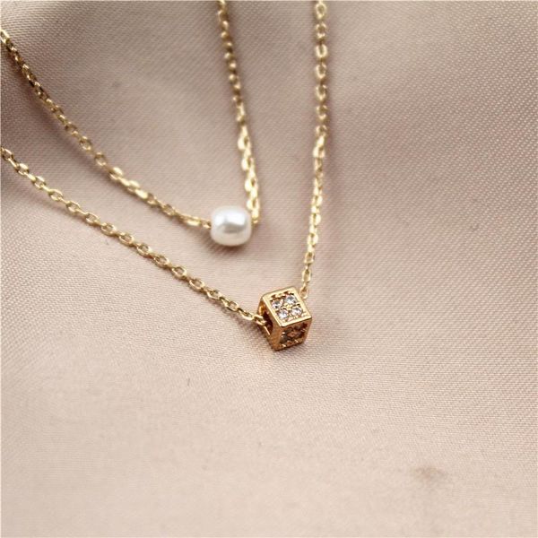 pendant necklaces korean version of the double-decker necklace square set with simple pearl zircon, Silver
pendant necklaces korean version of the double-decker necklace square set with simple pearl zircon, Silver