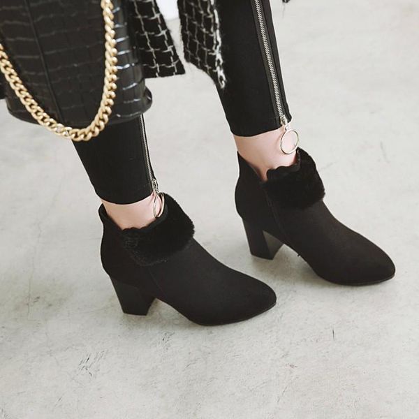 boots big size thickening of side zipper tip with thick heel and middle snowfield, Black
boots big size thickening of side zipper tip with thick heel and middle snowfield, Black