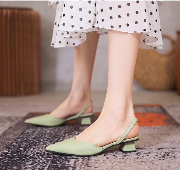 sandals 2021 summer point-toe baotou fashion women's fairy style chunky heel with middle and back tripstrap, Black
sandals 2021 summer point-toe baotou fashion women's fairy style chunky heel with middle and back tripstrap, Black