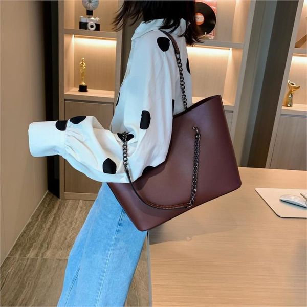 evening bags elegant female large tote bag 2021 fashion high-quality pu leather women's designer handbag high capacity shoulder
evening bags elegant female large tote bag 2021 fashion high-quality pu leather women's designer handbag high capacity shoulder