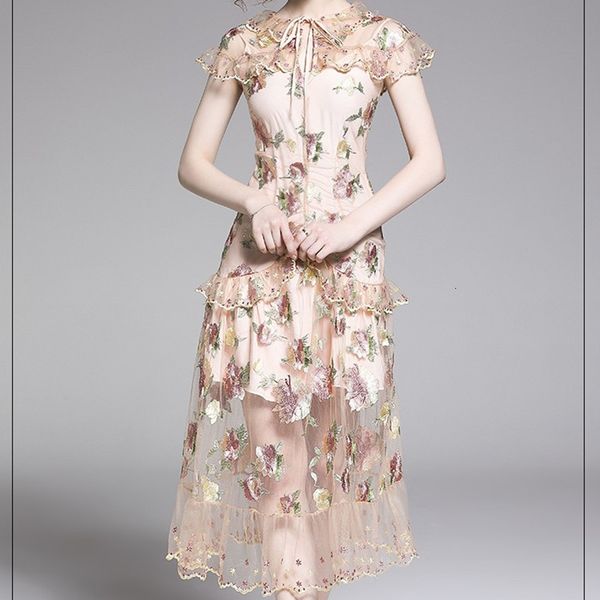 2021 new elegant flower embroidery overlay mesh summer women runway short sleeve o-neck lace-up ruffles slim party dress p7t2, Black;gray
2021 new elegant flower embroidery overlay mesh summer women runway short sleeve o-neck lace-up ruffles slim party dress p7t2, Black;gray