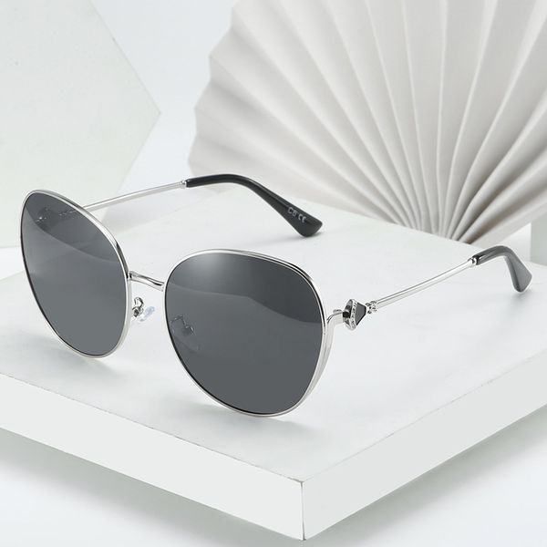 72032 personalized diamond legged usa fashion 1.1 lens polarizer in street fashion sunglasses, White;black
72032 personalized diamond legged usa fashion 1.1 lens polarizer in street fashion sunglasses, White;black