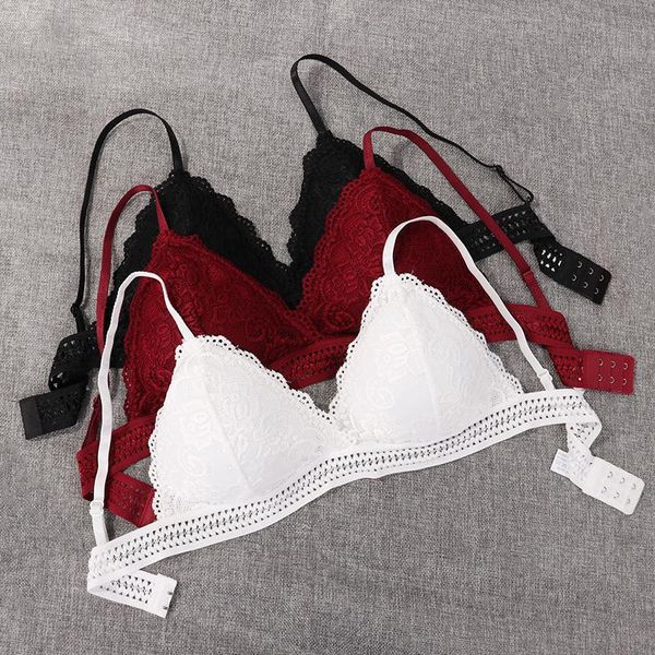 bras women lace bralette french style bra girls triangle cup lingerie deep v wireless underwear soft thin seamless, Red;black
bras women lace bralette french style bra girls triangle cup lingerie deep v wireless underwear soft thin seamless, Red;black