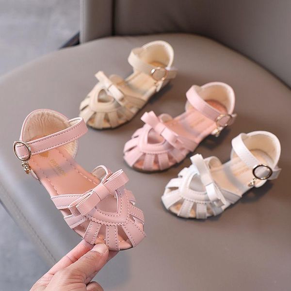 sandals 2021 summer baotou children's shoes princess girl's soft soled baby antiskid beach, Black;red
sandals 2021 summer baotou children's shoes princess girl's soft soled baby antiskid beach, Black;red