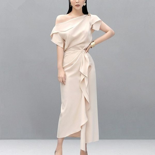 2021 new runway fashion summer 2 pcs elegant women's one shoulder crop + high waist ruffles long skirts set sl2j, White
2021 new runway fashion summer 2 pcs elegant women's one shoulder crop + high waist ruffles long skirts set sl2j, White