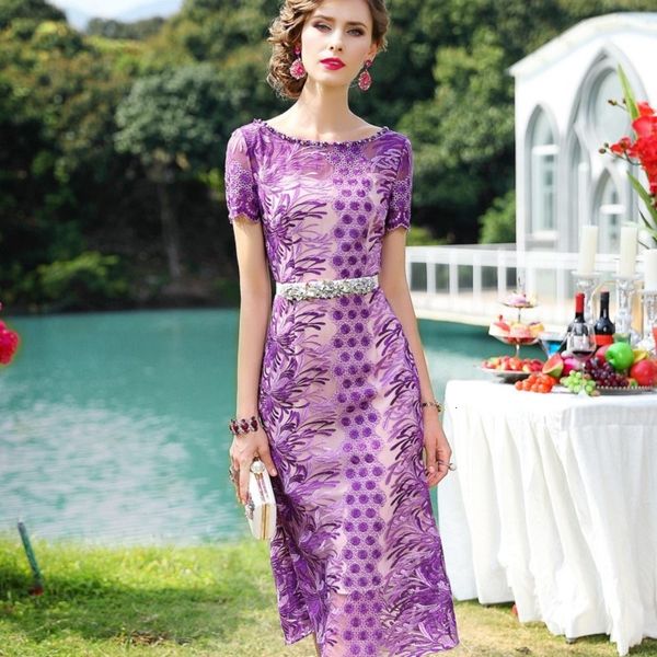 2021 new women embroidered mesh flowers party plus size ladies elegant summer clothes dresses package hip long dress ujsv, Black;gray
2021 new women embroidered mesh flowers party plus size ladies elegant summer clothes dresses package hip long dress ujsv, Black;gray