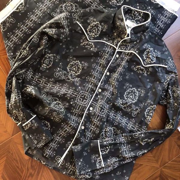 2021 new preto completa da flor do caju das mulheres dos homens lapela abotoado camisa de algodo moda casual solto retro t rhude w2l2, Black
2021 new preto completa da flor do caju das mulheres dos homens lapela abotoado camisa de algodo moda casual solto retro t rhude w2l2, Black
