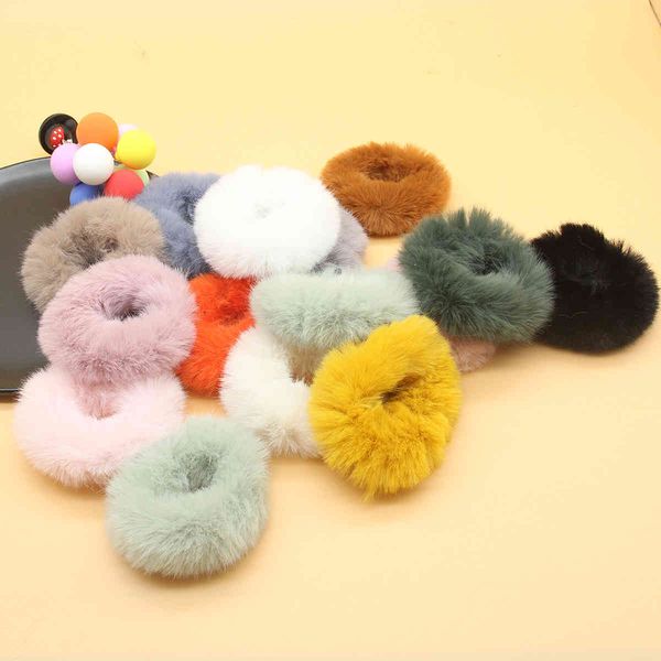 color leather cover plush hair rope korean net red hair circle female ball head rope leather band headdress bracelet dual purpose, Slivery;white
color leather cover plush hair rope korean net red hair circle female ball head rope leather band headdress bracelet dual purpose, Slivery;white