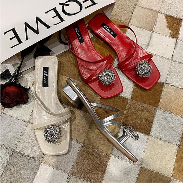 slippers 2021 fashion women spring summer female flip flops sandals zapatos de mujer crystal slides ladies beach shoes woman, Black
slippers 2021 fashion women spring summer female flip flops sandals zapatos de mujer crystal slides ladies beach shoes woman, Black