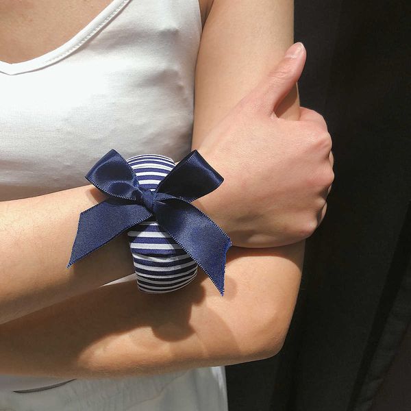 jewelry bow geometric handkerchief female personality exaggeration simple stripe fabric bracelet, Silver
jewelry bow geometric handkerchief female personality exaggeration simple stripe fabric bracelet, Silver