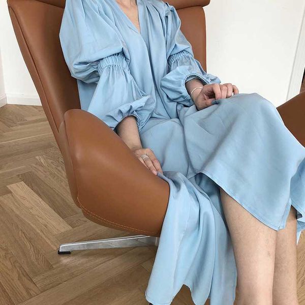 french style in spring fashionable tencel v-neck dress with thin waist and bubble sleeves casual dresses, Black;gray
french style in spring fashionable tencel v-neck dress with thin waist and bubble sleeves casual dresses, Black;gray