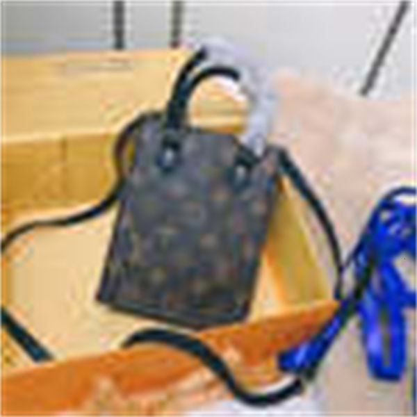 red shoulder brand ladies designer shoulder luxury bag m69846 handbag new handbags iconic mini handles new bags totes net cross body bag
red shoulder brand ladies designer shoulder luxury bag m69846 handbag new handbags iconic mini handles new bags totes net cross body bag