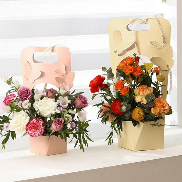 gift wrap 10pcs flower packaging bowknot hand box kraft paper floral arrangement rose bouquet material
gift wrap 10pcs flower packaging bowknot hand box kraft paper floral arrangement rose bouquet material