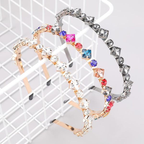 hair clips & barrettes 2021 fashionable and simple metal rhinestone hoop women's cute banquet party headwear, Golden;silver
hair clips & barrettes 2021 fashionable and simple metal rhinestone hoop women's cute banquet party headwear, Golden;silver