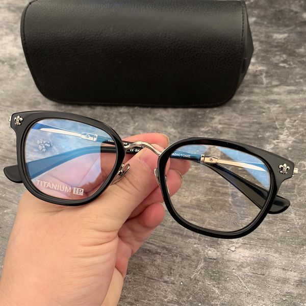 designer sunglasses crassin glasses strapadictome pure titanium ultra light spectacle frame silver decoration for men and women with myopia, White;black
designer sunglasses crassin glasses strapadictome pure titanium ultra light spectacle frame silver decoration for men and women with myopia, White;black