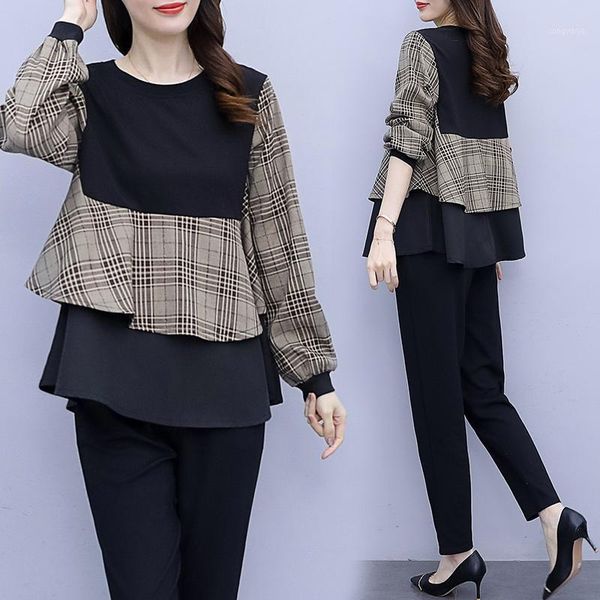 women's tracksuits 2021 spring pants set plus size suit loose plaid stitching two-piece ensemble femme survetement, Gray
women's tracksuits 2021 spring pants set plus size suit loose plaid stitching two-piece ensemble femme survetement, Gray