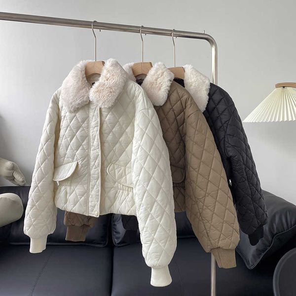 winter korean tricolor fur collar diamond waist cotton-padded jacket women's lapel long sleeve short down cotton coat 210607, Black
winter korean tricolor fur collar diamond waist cotton-padded jacket women's lapel long sleeve short down cotton coat 210607, Black