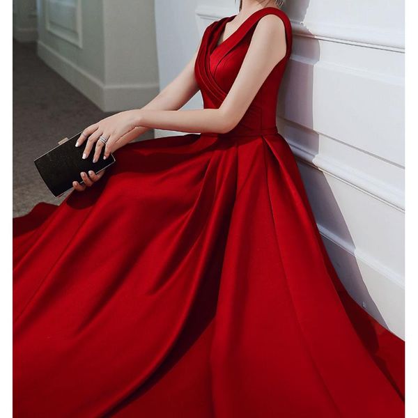 bridesmaid dress 2021 arrival satin dresses v-neck pleats fabric long dark red,royal blue,blacki, White;pink
bridesmaid dress 2021 arrival satin dresses v-neck pleats fabric long dark red,royal blue,blacki, White;pink