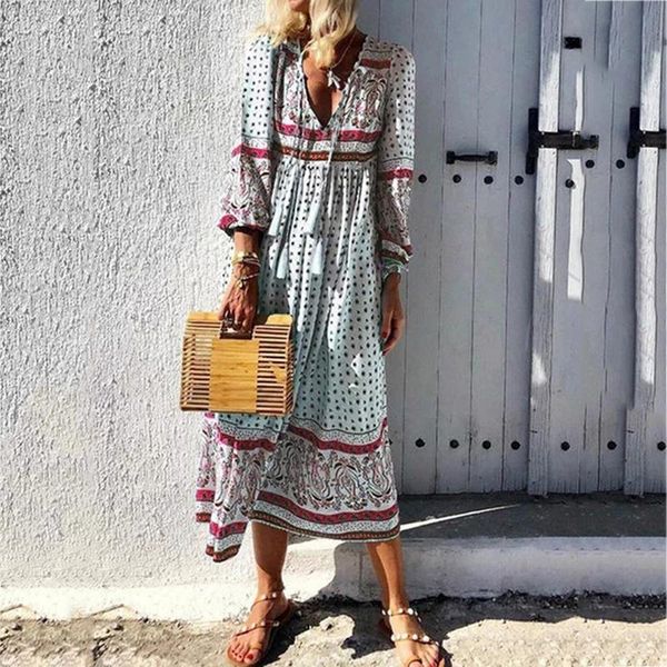 casual dresses 2021 summer female bohemian deep v dress printed long sleeve, Black;gray
casual dresses 2021 summer female bohemian deep v dress printed long sleeve, Black;gray
