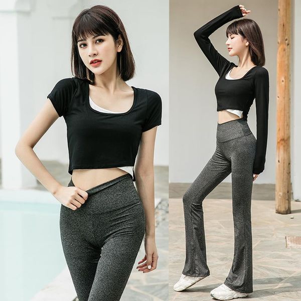 yoga outfit two piece sport set women sports leggings and gym trouser suits fitness clothing workout sportswear
yoga outfit two piece sport set women sports leggings and gym trouser suits fitness clothing workout sportswear