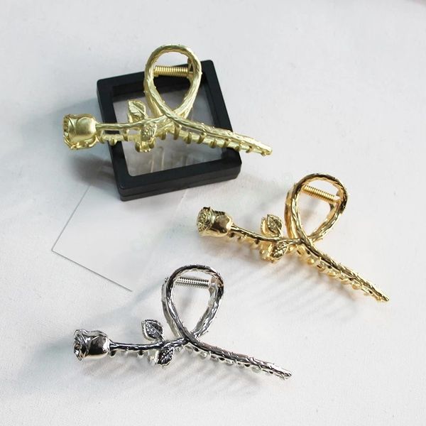 rose hair claw clip elegant metal hair clamps with simulation flower decor women 11.5cm headwear accessories, Slivery;golden
rose hair claw clip elegant metal hair clamps with simulation flower decor women 11.5cm headwear accessories, Slivery;golden