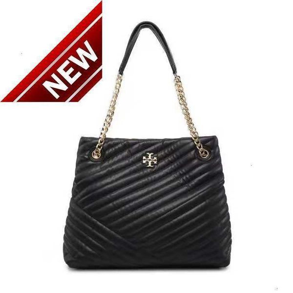 2022 new tb striped embroidered women's small sheepskin one shoulder large capacity tote chain strip mommy bag
2022 new tb striped embroidered women's small sheepskin one shoulder large capacity tote chain strip mommy bag