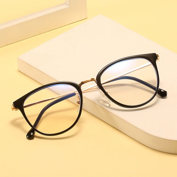 design new tr90 blue proof flat lens men's and women's round fashion art light glasses frame, White;black
design new tr90 blue proof flat lens men's and women's round fashion art light glasses frame, White;black