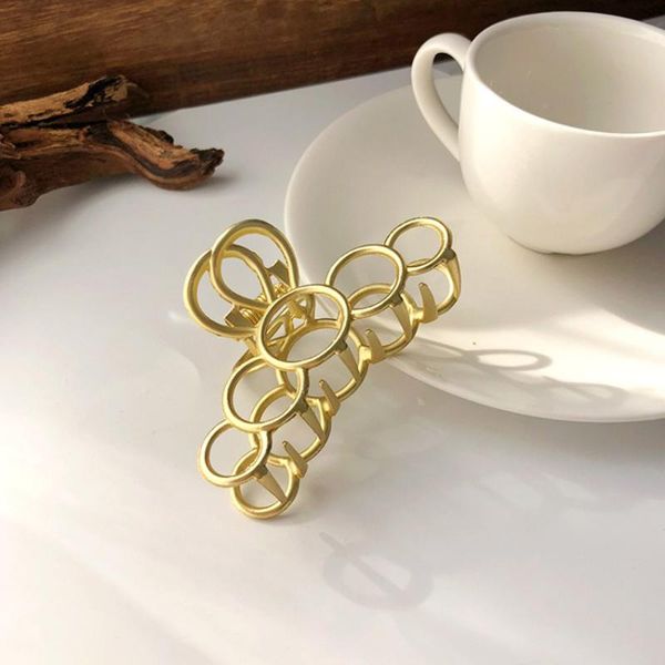 hair clips & barrettes european and american style classical fashion simple geometric shape of hollow out hairpin temperament women jewelry, Golden;silver
hair clips & barrettes european and american style classical fashion simple geometric shape of hollow out hairpin temperament women jewelry, Golden;silver