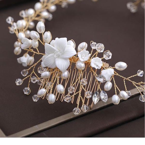 new fashion wedding hair accessories ladies rhinestone rearl flower both ends hair comb handmade bride prom headwear qylhcq
new fashion wedding hair accessories ladies rhinestone rearl flower both ends hair comb handmade bride prom headwear qylhcq