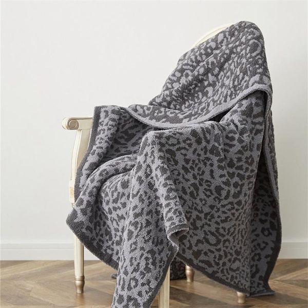 home winter warm throw thick blanket three color jacquard elegant stripe edge delicate leopard knitted bed cozy plaid blankets
home winter warm throw thick blanket three color jacquard elegant stripe edge delicate leopard knitted bed cozy plaid blankets