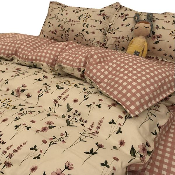 bedding sets spring and autumn thickening brushed warm flower plant cashmere four-piece quilt cover student dormitory three-piece set
bedding sets spring and autumn thickening brushed warm flower plant cashmere four-piece quilt cover student dormitory three-piece set