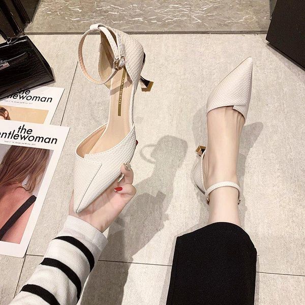 dress shoes 2021 pumps small heel wedding shoe sweet pointed wedge sandals ladies fashion straps brief latest toe casual fine africa, Black
dress shoes 2021 pumps small heel wedding shoe sweet pointed wedge sandals ladies fashion straps brief latest toe casual fine africa, Black