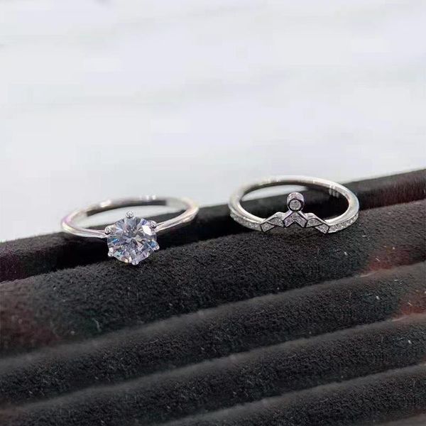 cluster rings fashion s925 silver white gold high-end diamond ring full of zircon crown couple jewelry female romantic gift, Golden;silver
cluster rings fashion s925 silver white gold high-end diamond ring full of zircon crown couple jewelry female romantic gift, Golden;silver