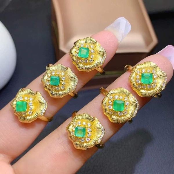 cluster rings natural emerald ring, fashionable, gem quality, deep color, 925 silver, customizable size number, Golden;silver
cluster rings natural emerald ring, fashionable, gem quality, deep color, 925 silver, customizable size number, Golden;silver