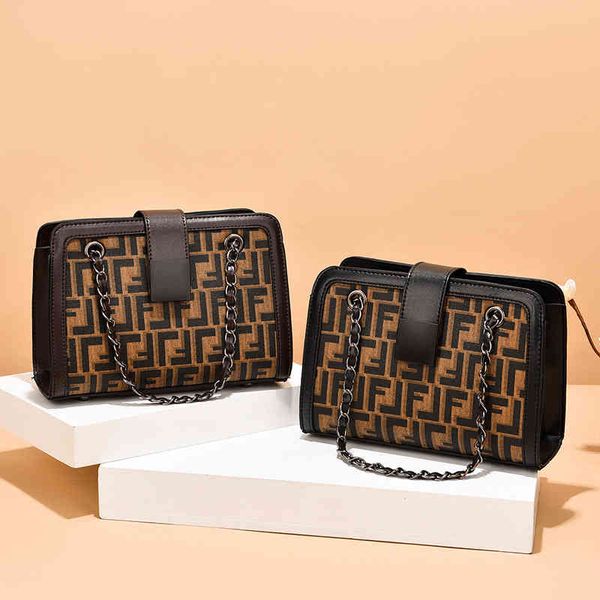 2022 factory wholesale new women's online red live broadcast korean fashion small one shoulder portable chain bag tcz0
2022 factory wholesale new women's online red live broadcast korean fashion small one shoulder portable chain bag tcz0