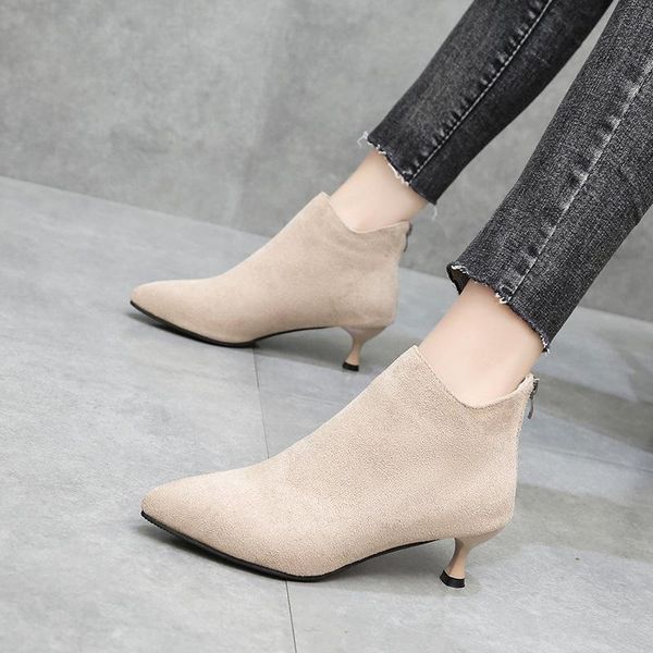 boots 2021 spring and autumn show thin short heel small high shoes low single plush, Black
boots 2021 spring and autumn show thin short heel small high shoes low single plush, Black