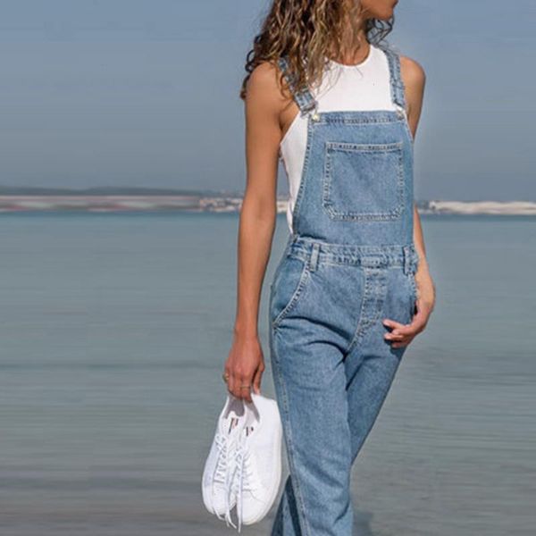 2021 new lady blue denim overalls jumpsuit rompers belted hole hollow out pocket women casual fashion female pants hot, Black;white
2021 new lady blue denim overalls jumpsuit rompers belted hole hollow out pocket women casual fashion female pants hot, Black;white