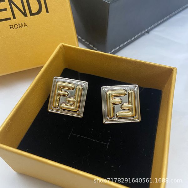 new earrings light luxury small crowd square earrings female commuter s925 silver needle fine jewelry discount, Golden;silver
new earrings light luxury small crowd square earrings female commuter s925 silver needle fine jewelry discount, Golden;silver