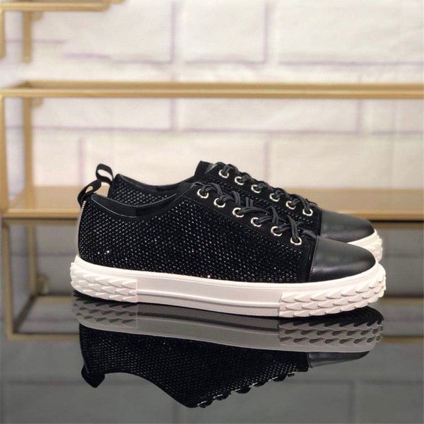 luxurys designers shoes men sneakers women shoes zippy trainers white shoes fashion booties zip low flat sneakers black women boots 0413
luxurys designers shoes men sneakers women shoes zippy trainers white shoes fashion booties zip low flat sneakers black women boots 0413