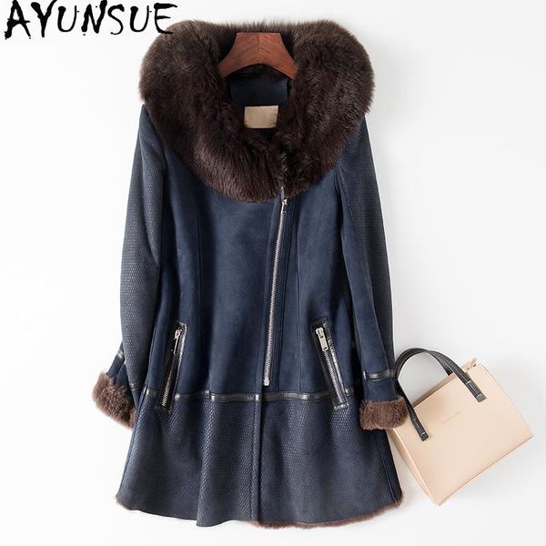 ayunaue 2021 natural fur coat female hooded warm winter clothes women sheep shearling woman jacket real fur abrigo mujer 090320, Black
ayunaue 2021 natural fur coat female hooded warm winter clothes women sheep shearling woman jacket real fur abrigo mujer 090320, Black