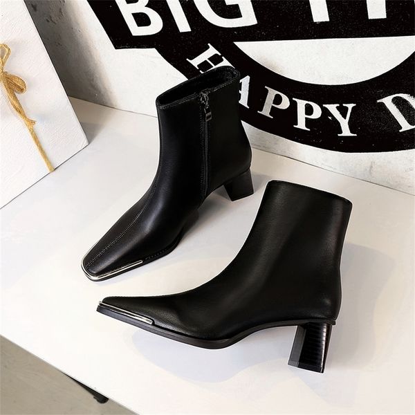 bigtree women's pu leather boots thick heel square metal toe evening dress women's basic boots office shoes, Black
bigtree women's pu leather boots thick heel square metal toe evening dress women's basic boots office shoes, Black