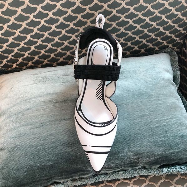 fashion-sandals belt buckle decorative wine glasses summer california sky series hand-painted pointed high-heeled, Black
fashion-sandals belt buckle decorative wine glasses summer california sky series hand-painted pointed high-heeled, Black