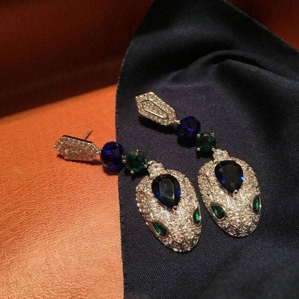 blue crystal animals earring for women round head colorful luxury zircon high end hyperbole long banquet celebration ear jewelry, Silver
blue crystal animals earring for women round head colorful luxury zircon high end hyperbole long banquet celebration ear jewelry, Silver