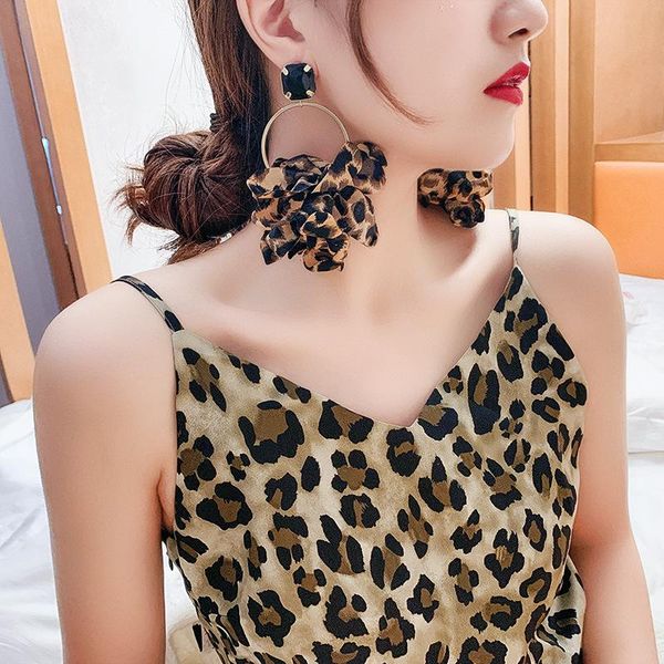 stud leopard print silver needle earrings european and american retro nightclub exaggerated big fabric personalized, Golden;silver
stud leopard print silver needle earrings european and american retro nightclub exaggerated big fabric personalized, Golden;silver