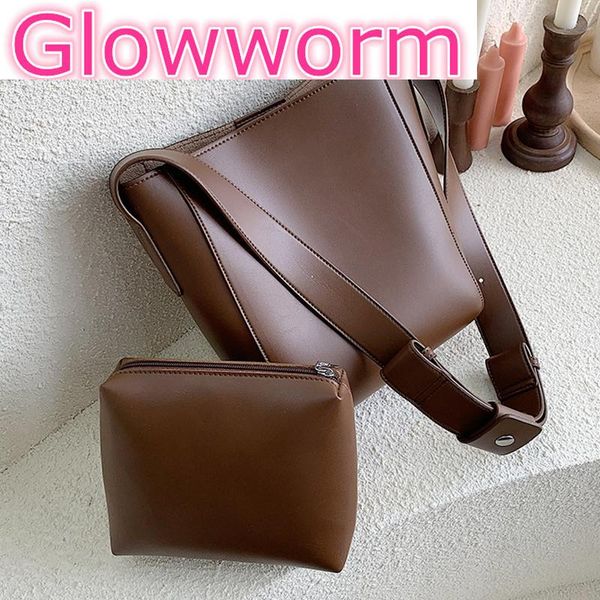 solid high capacity color pu leather crossbody bags for women 2021 bucket bags lady handbags with wide belt travel handbags
solid high capacity color pu leather crossbody bags for women 2021 bucket bags lady handbags with wide belt travel handbags