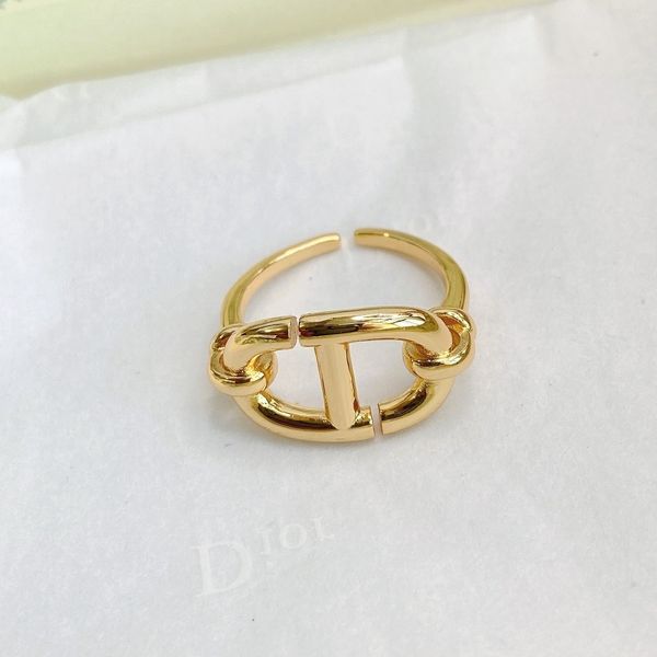21 new fashion cd letter ring, Silver 
21 new fashion cd letter ring, Silver