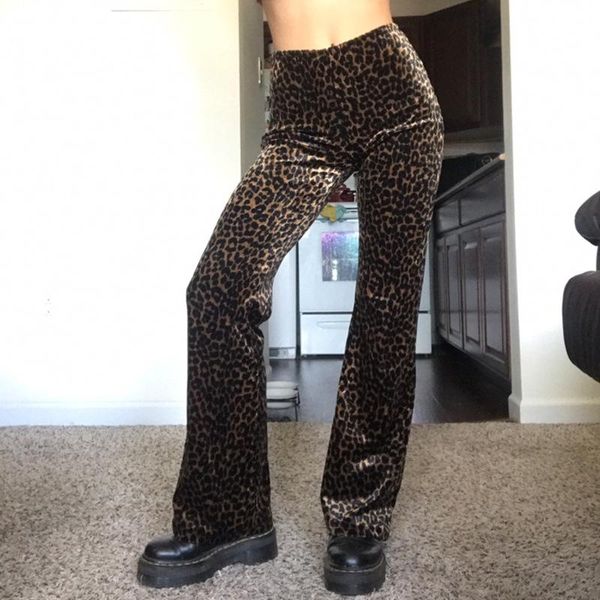 women's pants & capris doury grunge leopard flare women velour bottoms y2k vintage trousers fashion high waist slim streetwear, Black;white
women's pants & capris doury grunge leopard flare women velour bottoms y2k vintage trousers fashion high waist slim streetwear, Black;white